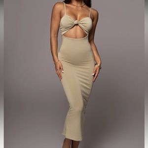 Jluxlabel NWOT MOSS MIDNIGHT MEMORIES MIDI DRESS